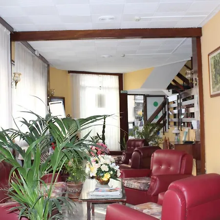 Olympia Otel 2*